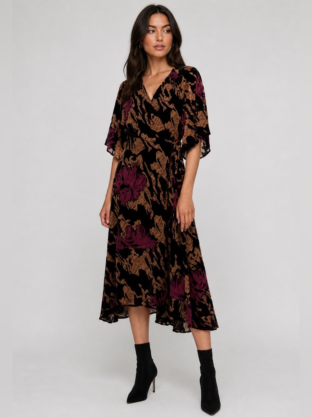 Zara Women's Floral Wrap Midi Dress in Black and Plum Velvet material